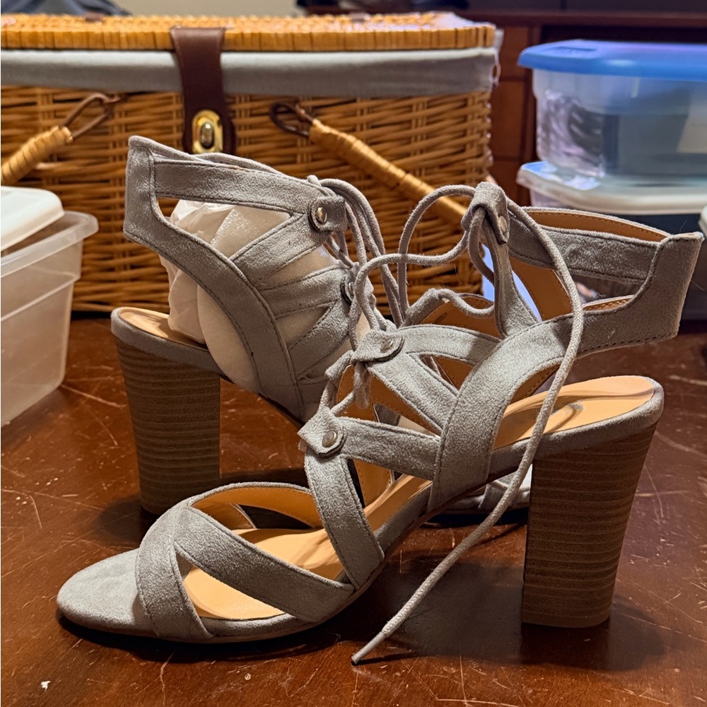 Gray Strappy Women's Sandals - Picture 4 of 6